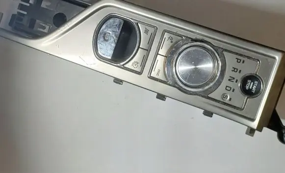 Jaguar XF X250 Gear shifter/selector 9X237E453DD