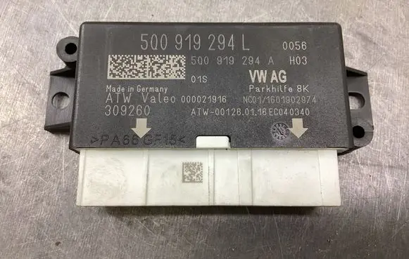Skoda Superb B8 (3V) Parking PDC control unit/module 5Q0919294L 309260 5Q0919294A