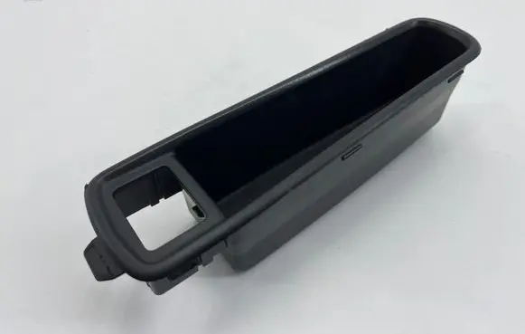 Jaguar XE Front door interior handle trim GX7322634AAW M637M