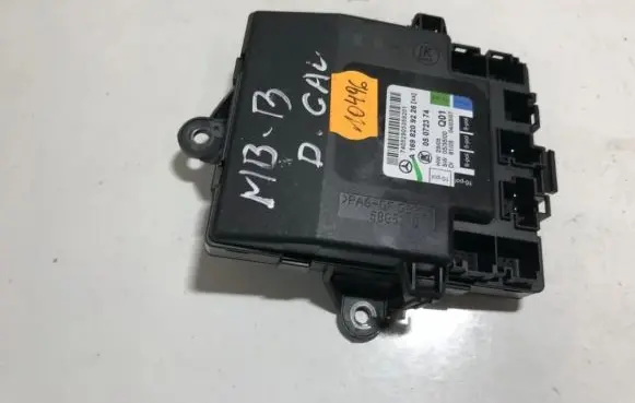 Mercedes-Benz B W245 Door control unit/module a1698209226 05072374