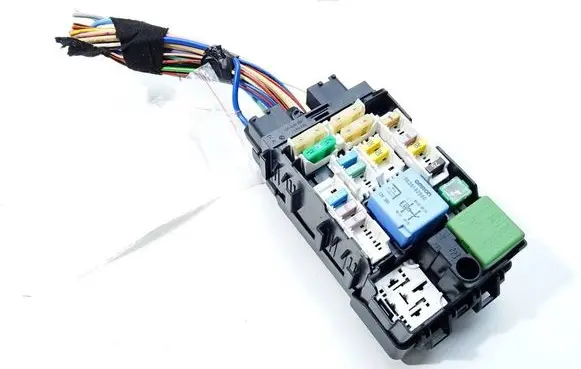 Peugeot 508 Fuse box set 9665492680