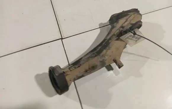 Volkswagen Golf IV Air intake hose/pipe