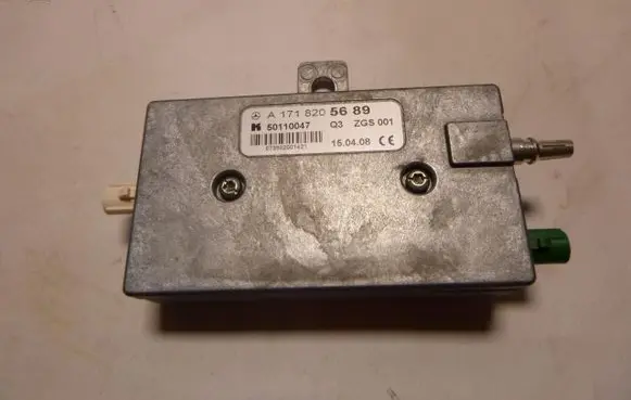 Mercedes-Benz SLK R171 Antenna control unit A1718205689