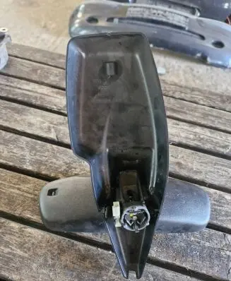 Rear view mirror (interior)