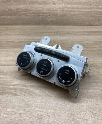 Mazda 5 Climate control unit K1900CC30