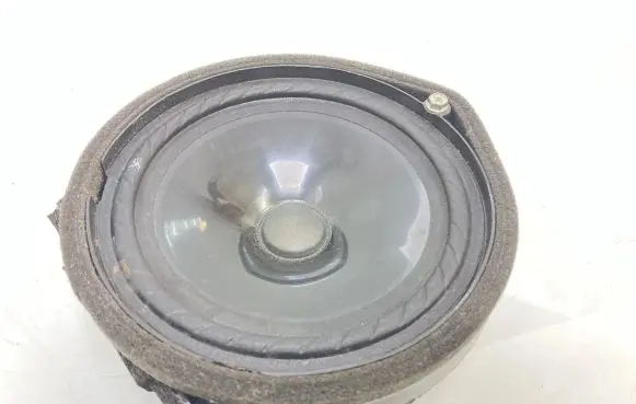 Honda Civic Front door speaker EAS16P688A