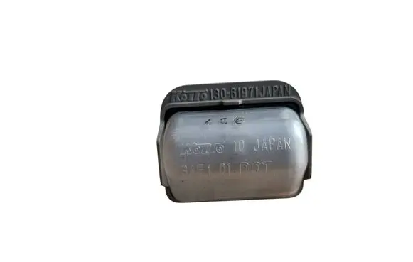 Mazda 6 Number plate light 13061971