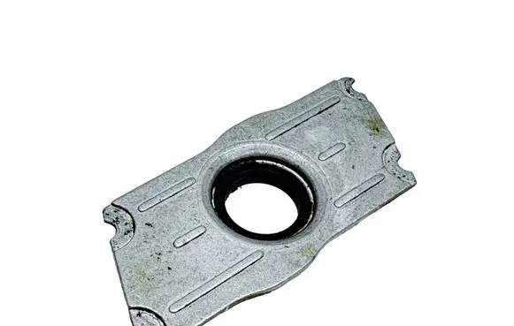 Volkswagen PASSAT CC Fuel Injector clamp holder 03L103113