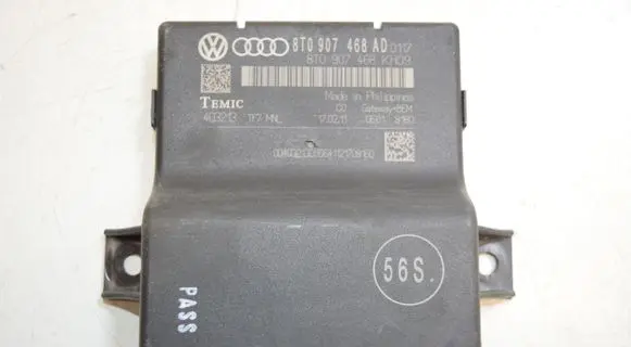 Audi A4 S4 B8 8K Gateway control module 8T0907468AD
