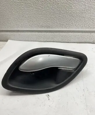 Renault Laguna II Rear door interior handle 98007201