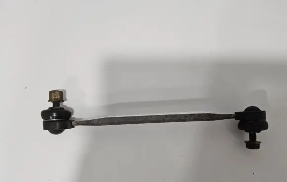 Front anti-roll bar/stabilizer link