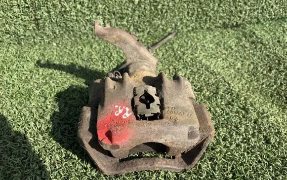 Rear brake caliper