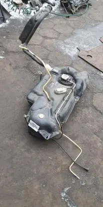 Peugeot 2008 I Fuel tank 