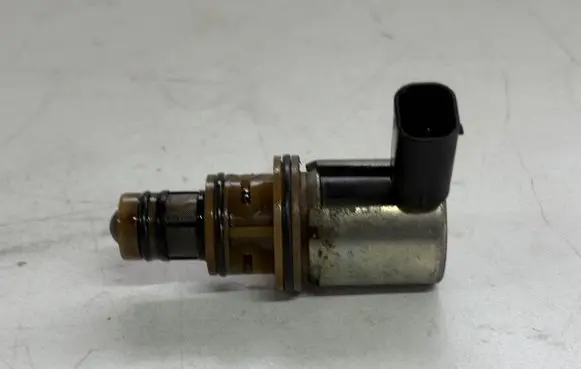 Dodge RAM 1500 DS Valve 63022296AA