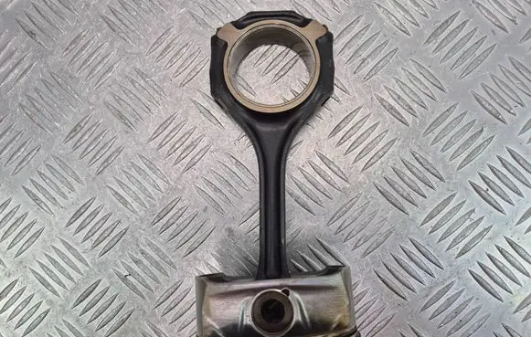 Mercedes-Benz E A207 Piston with connecting rod 16160