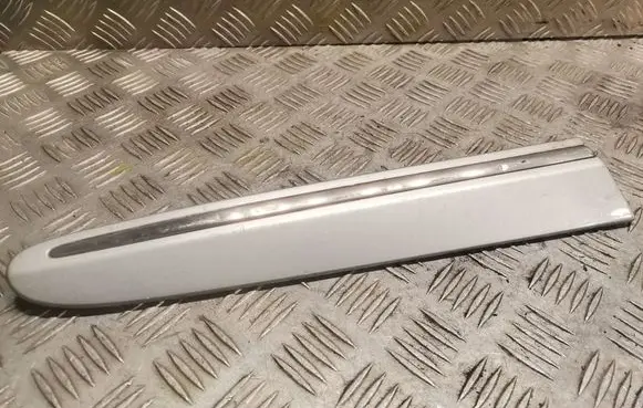 Mercedes-Benz CLK A209 C209 Rear fender molding trim 2096902662