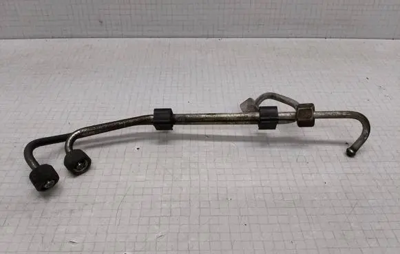 Volkswagen Transporter - Caravelle T4 Fuel line pipe
