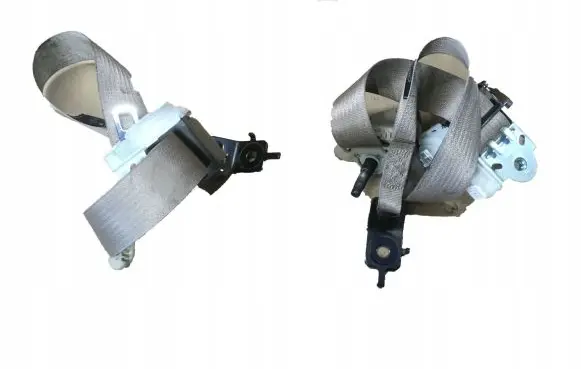 Jeep Grand Cherokee Rear seatbelt