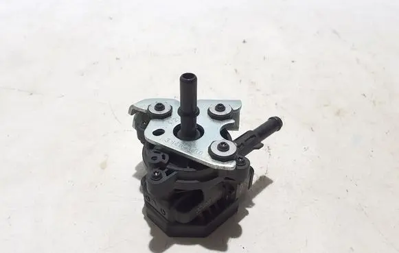 Nissan X-Trail T33 Vacuum pump 149406RC2C