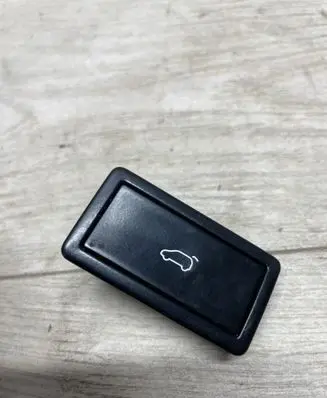 Volkswagen Sharan Tailgate/boot open switch button 7N0959831 05913
