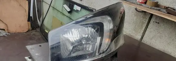 Opel Vivaro Headlight/headlamp 260603220R