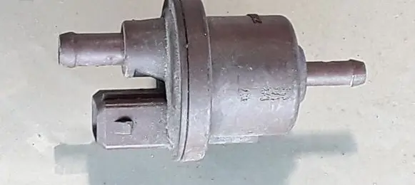 Citroen Xsara Picasso Vacuum valve 2580008A
