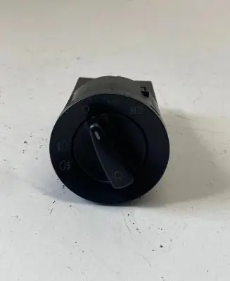 Volkswagen PASSAT B5.5 Light switch 1C0941531A C1AT1404