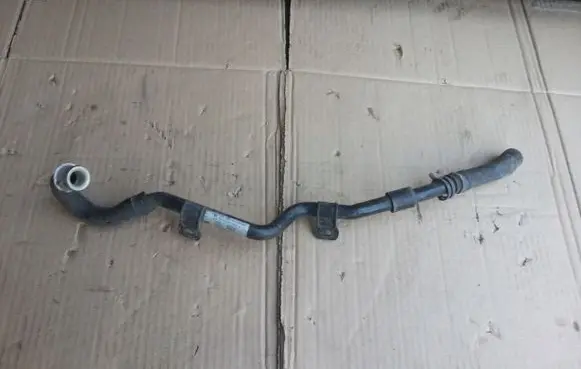 Porsche Panamera (970) Engine coolant pipe/hose 970106044