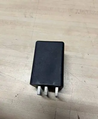 Audi Q7 4L Glow plug pre-heat relay 0281003029