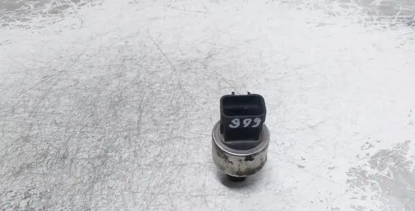 Coolant temperature sensor