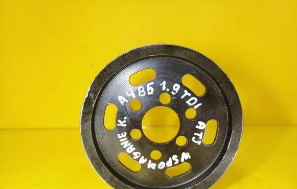 Audi A4 S4 B5 8D Power steering pump pulley 