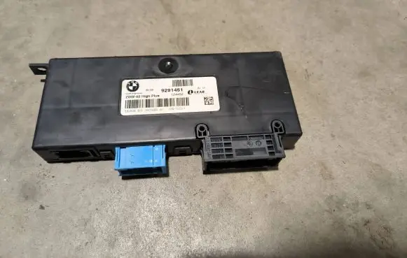 BMW 5 F10 F11 Gateway control module 9291451 124452