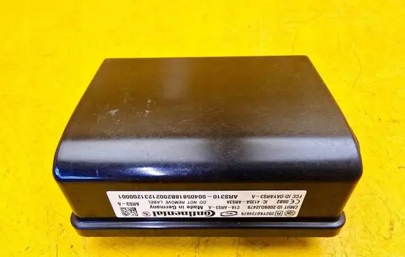 Mercedes-Benz E W212 Distronic sensor radar A2129004603 A2129021602 A2129011504