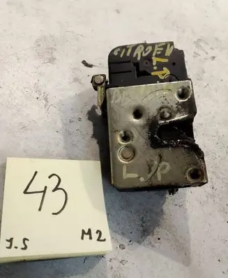 Citroen Berlingo Front door lock 9135H6