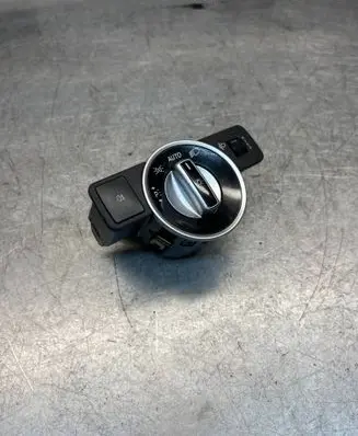 Mercedes-Benz E W212 Light switch A2129050651