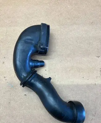 BMW 5 E60 E61 Turbo air intake inlet pipe/hose 7794172 446237606 5830001550