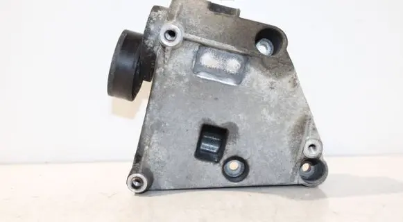 BMW 5 E60 E61 A/C compressor mount bracket 7512556