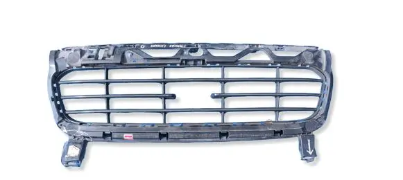 Porsche Cayenne (92A) Front bumper upper radiator grill 7P5807683M