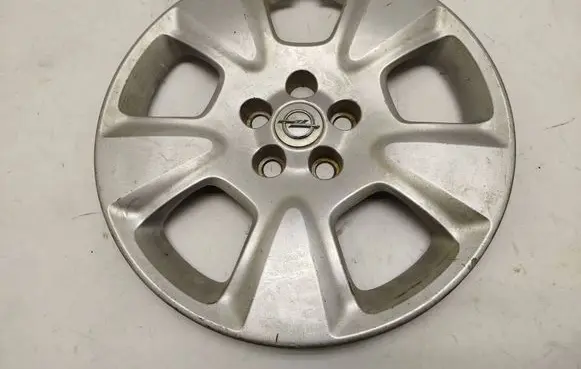 Opel Combo D R15 wheel hub/cap/trim 51894537