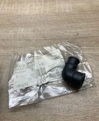 Mercedes-Benz E W123 Breather/breather pipe/hose A6170160281 6170160281