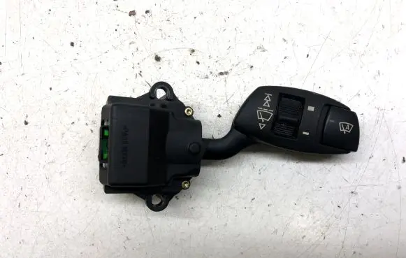 BMW 5 E60 E61 Wiper control stalk 6924107