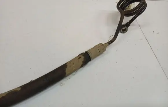 Volkswagen PASSAT B5 Power steering hose/pipe/line 