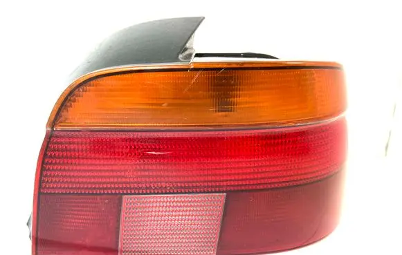 BMW 5 E39 Rear/tail lights 8358032