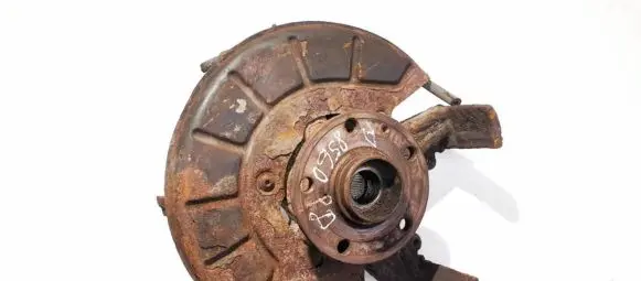 Volkswagen Golf Plus Front wheel hub