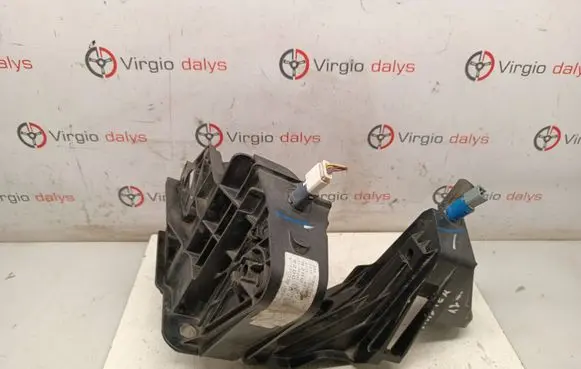 Renault Master III Brake pedal 8200672233