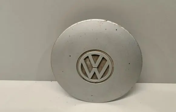 Volkswagen Golf III Original wheel cap 1H0601149H