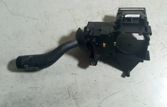 Volkswagen Phaeton Indicator stalk 3D0953513 22060605 K0301104300