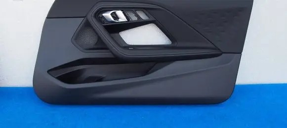 BMW 2 G42 Front door card panel trim 9474626