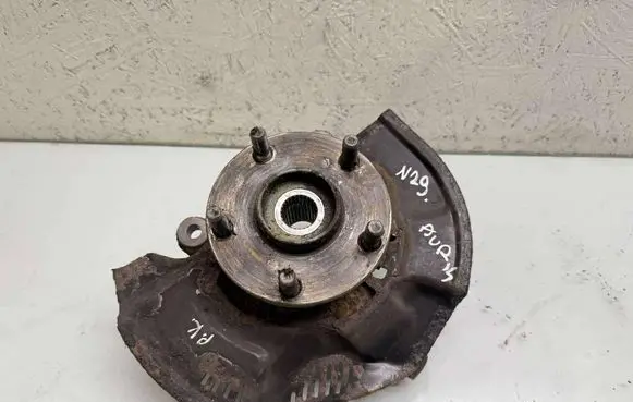 Front wheel hub