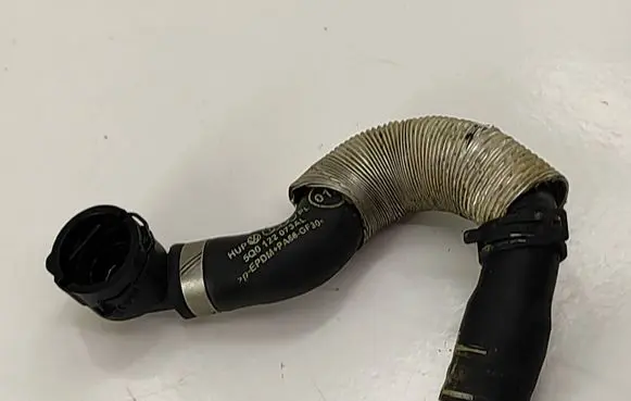Volkswagen Golf VII Engine coolant pipe/hose 5Q0122073AL